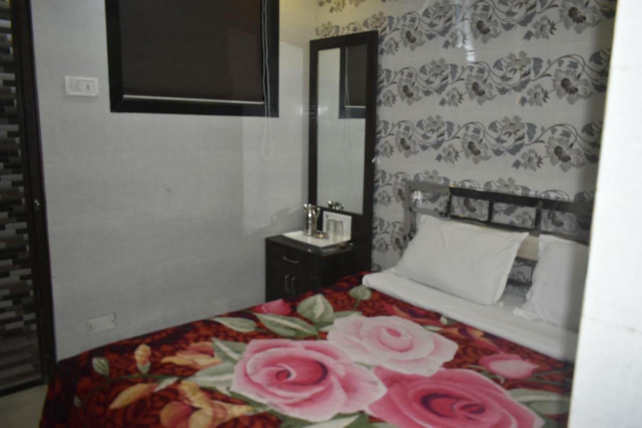 Hotel National Mumbai Eksteriør bilde